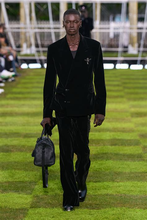 louis vuitton mayo|Louis Vuitton 2025.